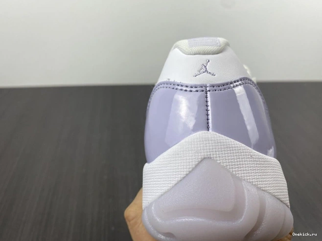 One Kick Air Pure WMNS Low AH7860-101 11 Jordan Violet 0802